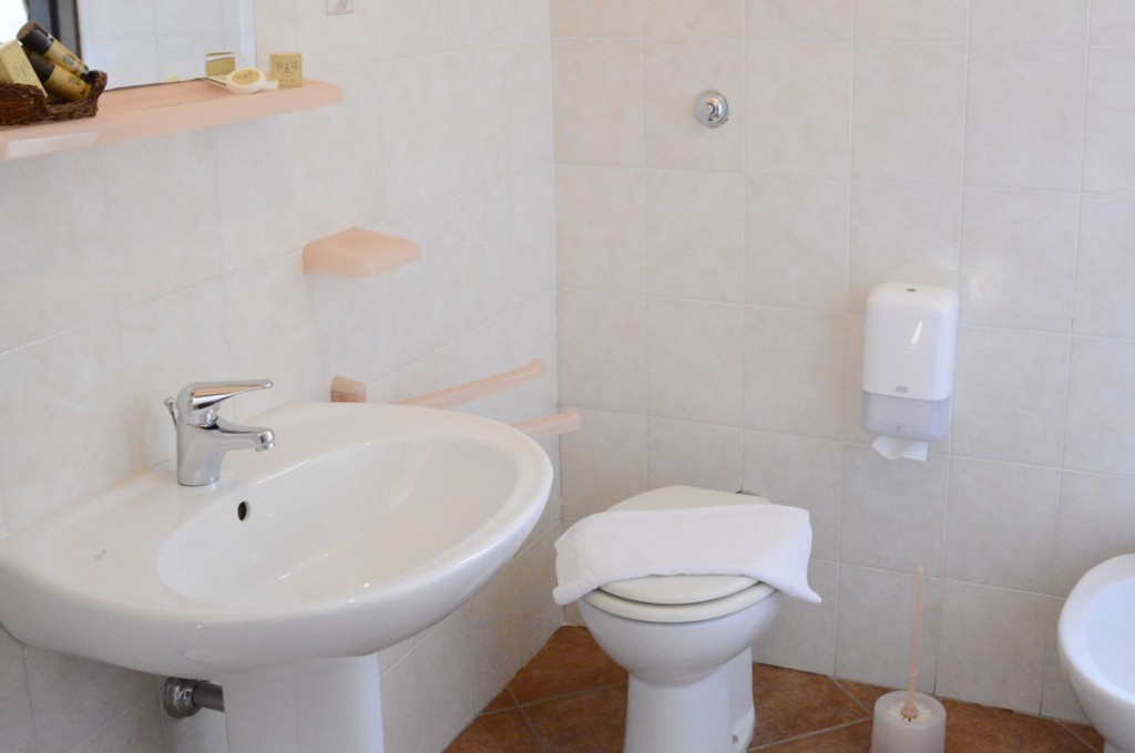 hotel-funtana-noa-villanovaforru-sardegna-le-camere12